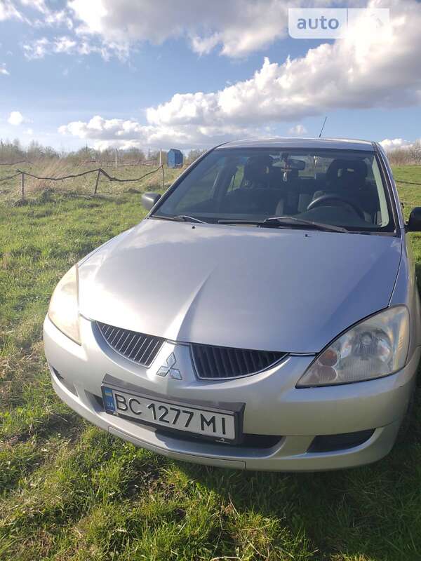 2005 mitsubishi lancer