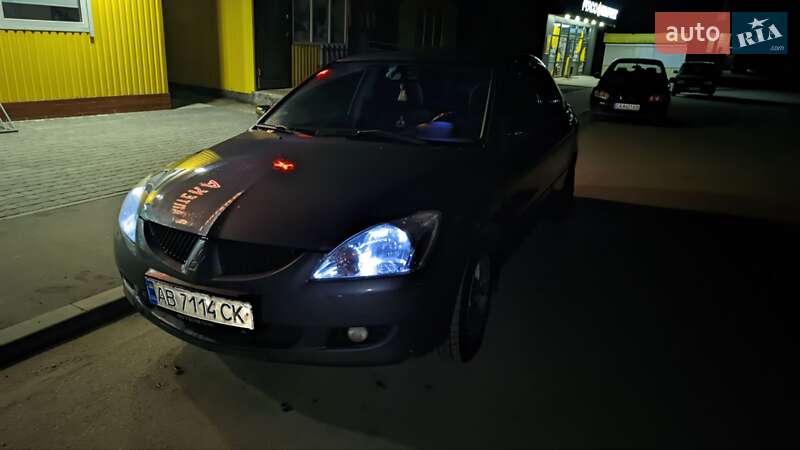 2005 mitsubishi lancer