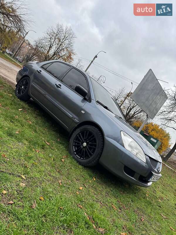 2004 mitsubishi lancer