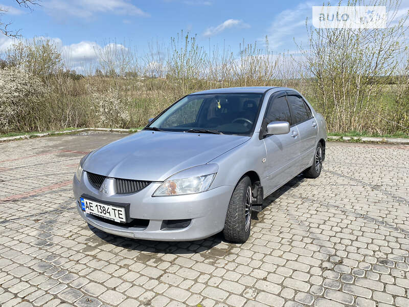 2005 mitsubishi lancer