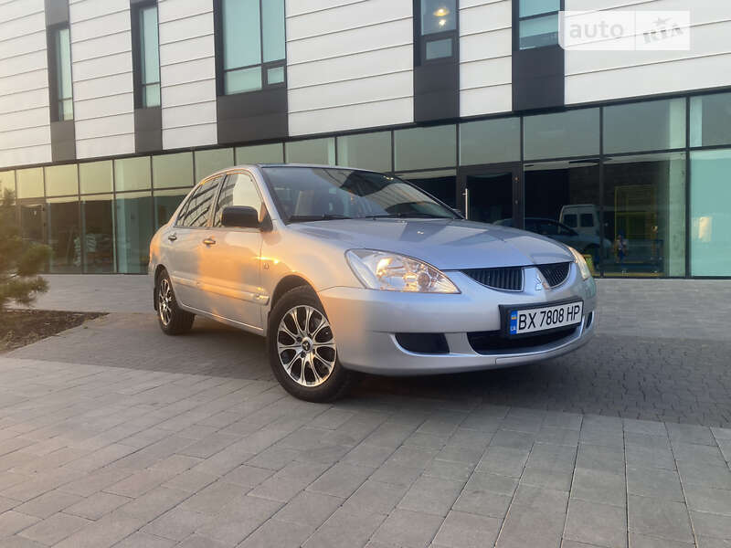 2005 mitsubishi lancer