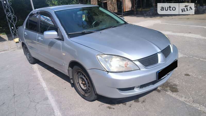 2004 mitsubishi lancer