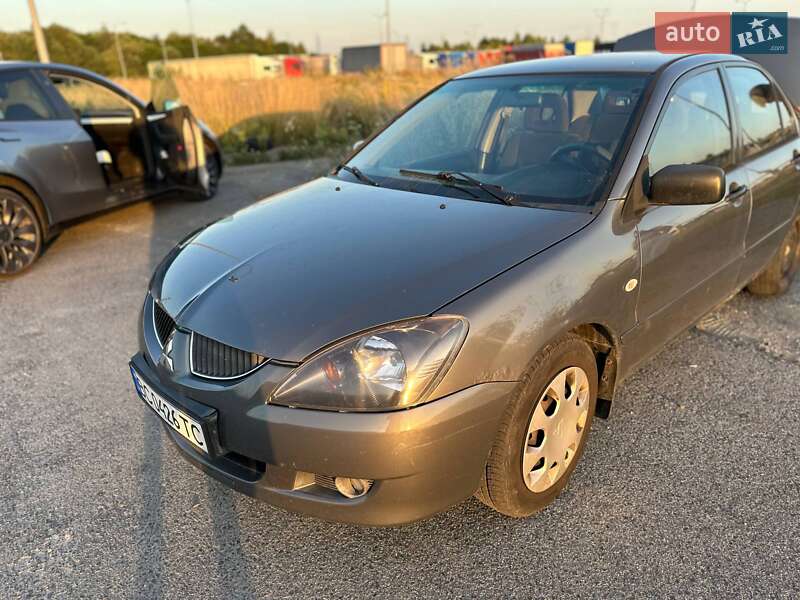 2005 mitsubishi lancer