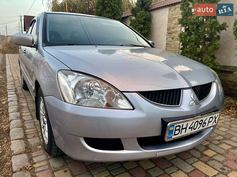 2005 mitsubishi lancer