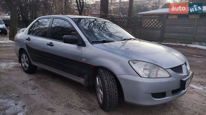 2005 mitsubishi lancer