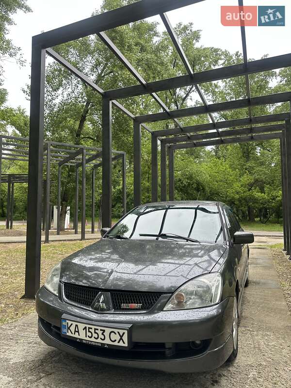 2005 mitsubishi lancer