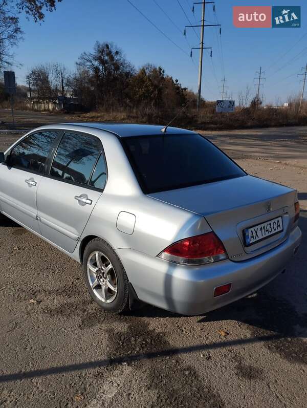 2005 mitsubishi lancer