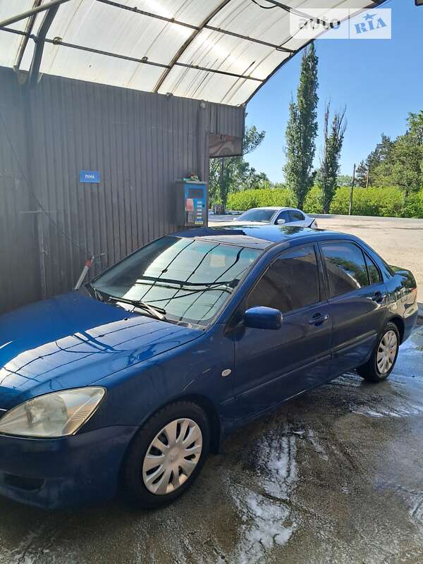 2005 mitsubishi lancer