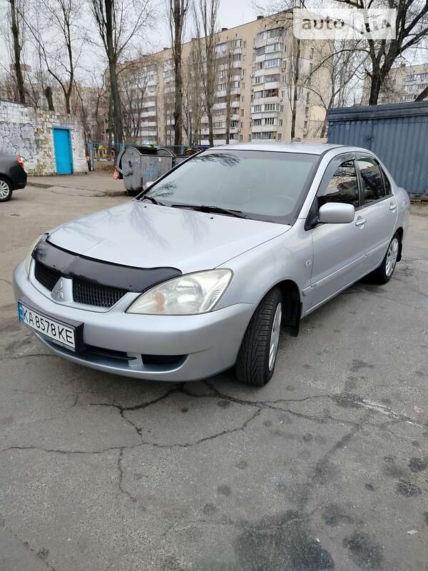 2005 mitsubishi lancer