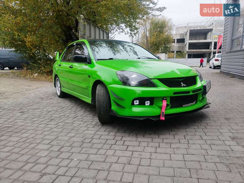 2005 mitsubishi lancer