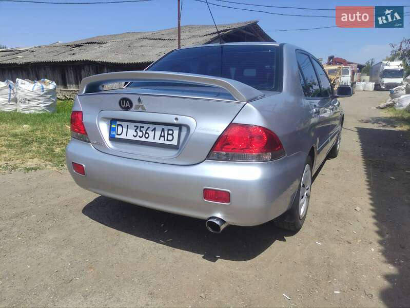 2005 mitsubishi lancer