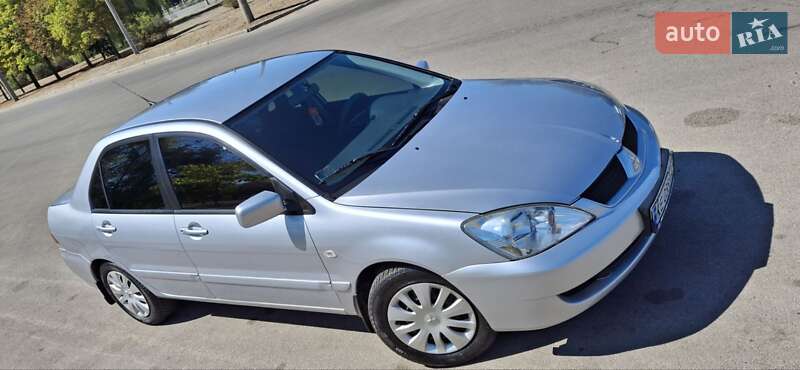 2005 mitsubishi lancer