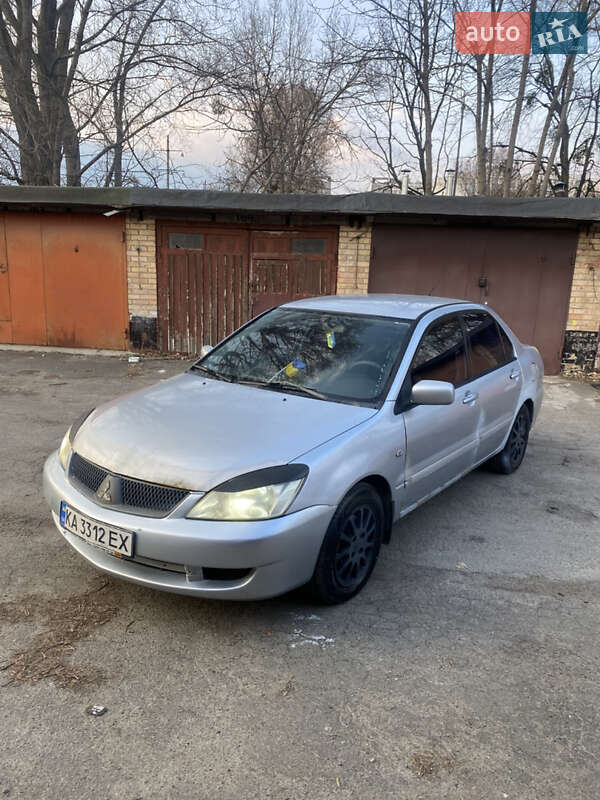 2005 mitsubishi lancer