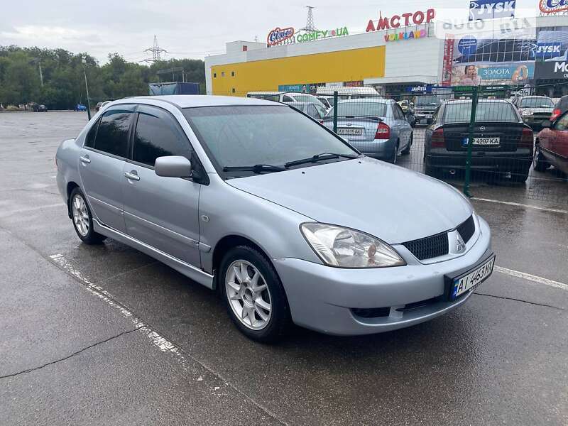 2005 mitsubishi lancer