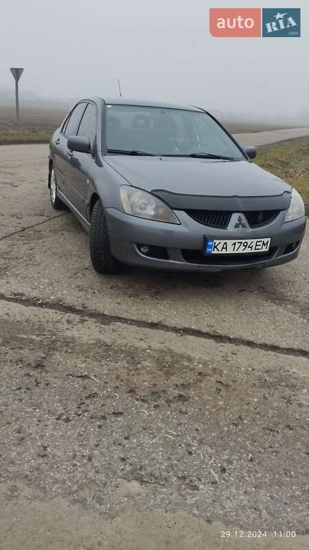 2005 mitsubishi lancer