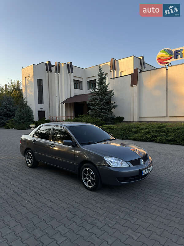 2005 mitsubishi lancer