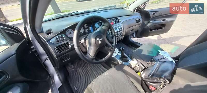 2008 mitsubishi lancer
