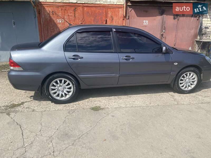 2009 mitsubishi lancer