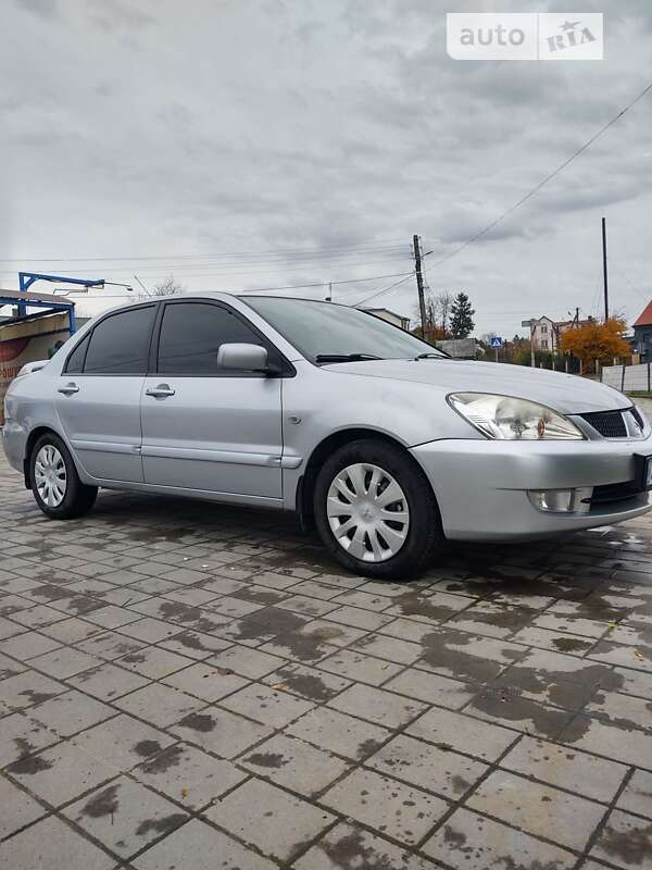 2009 mitsubishi lancer