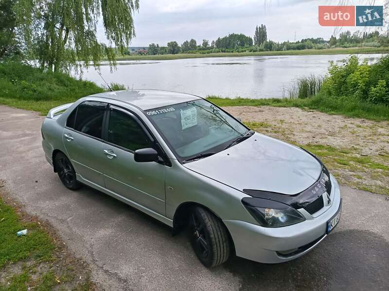 2004 mitsubishi lancer