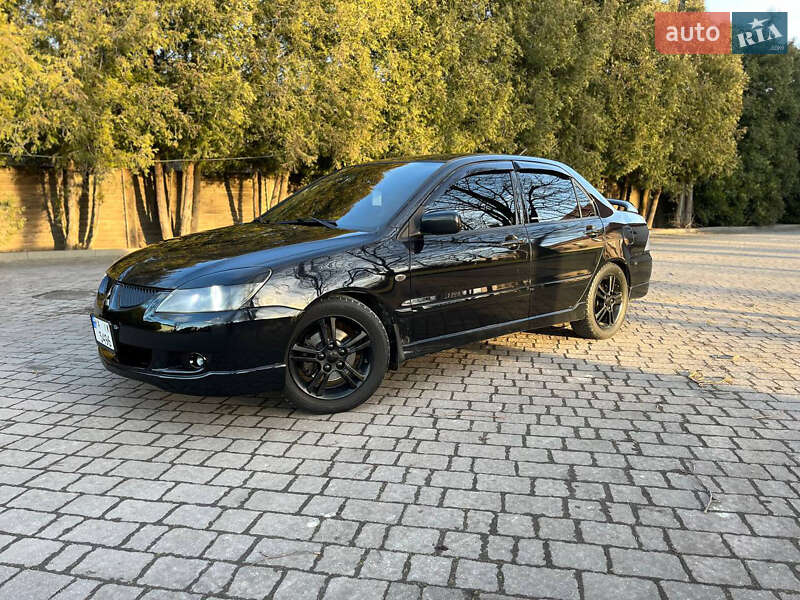 2005 mitsubishi lancer