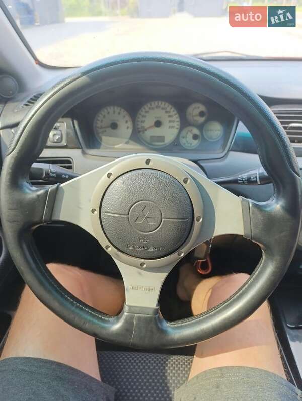 2005 mitsubishi lancer