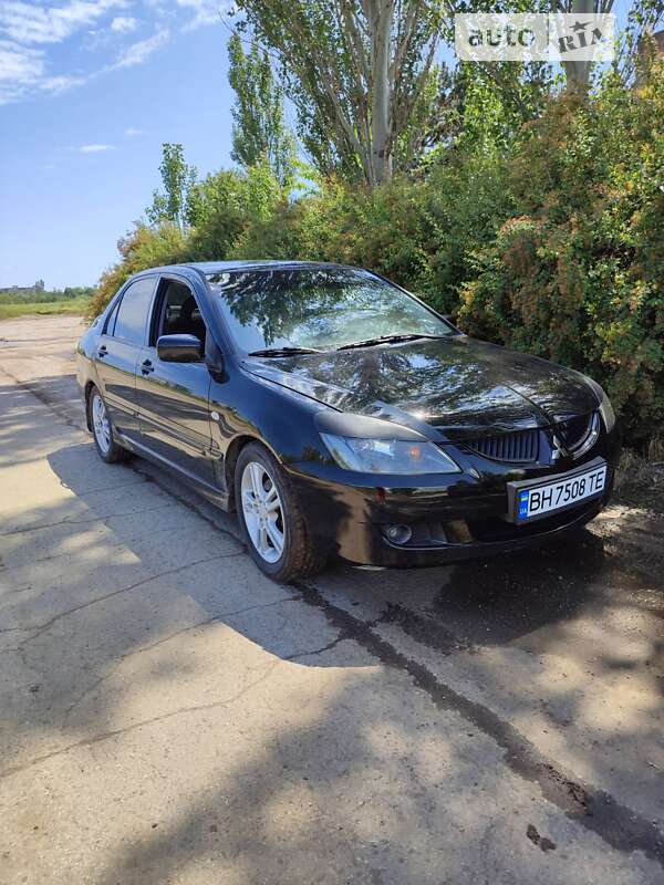 2005 mitsubishi lancer