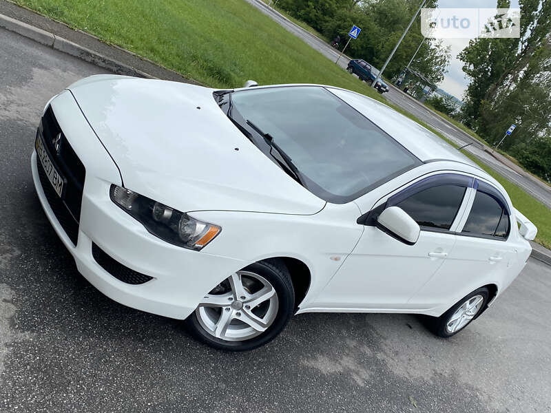 2012 mitsubishi lancer