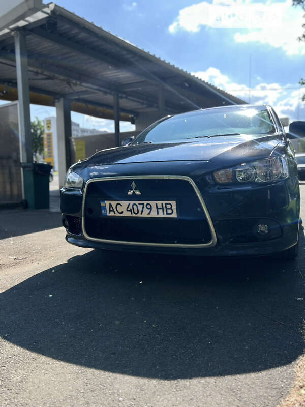 2012 mitsubishi lancer