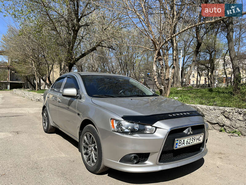2012 mitsubishi lancer