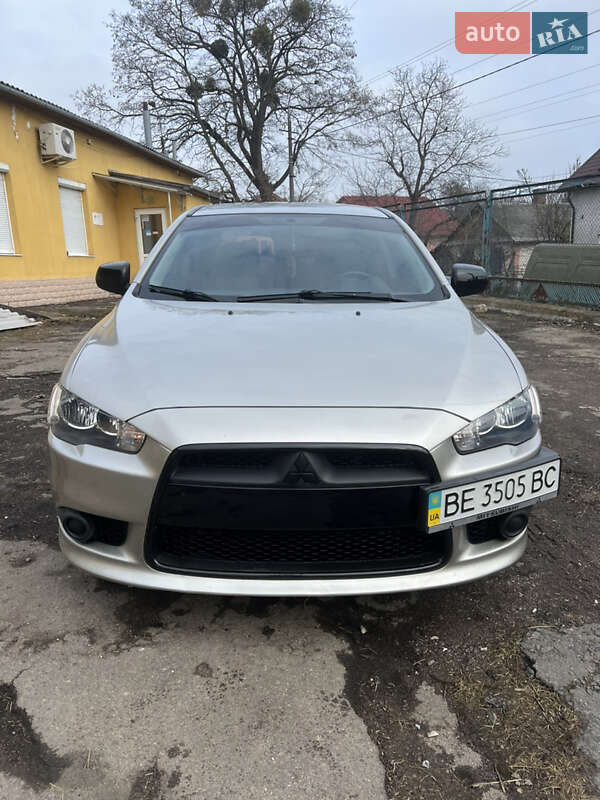 2012 mitsubishi lancer x