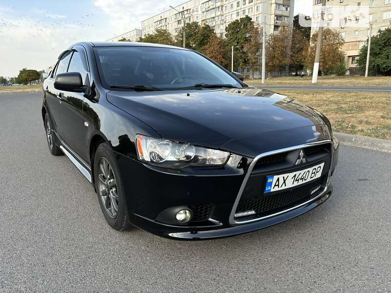2012 mitsubishi lancer