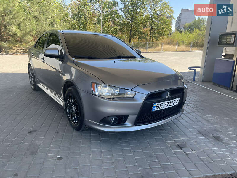 2012 mitsubishi lancer