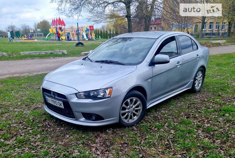 2012 mitsubishi lancer
