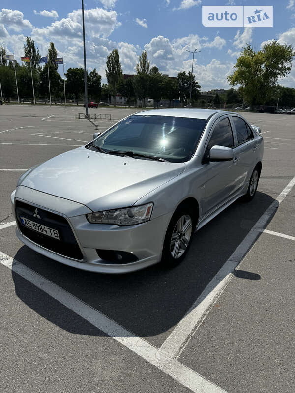 2013 mitsubishi lancer