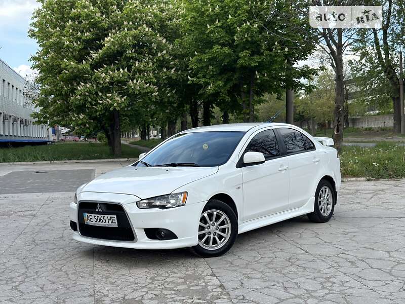 2013 mitsubishi lancer
