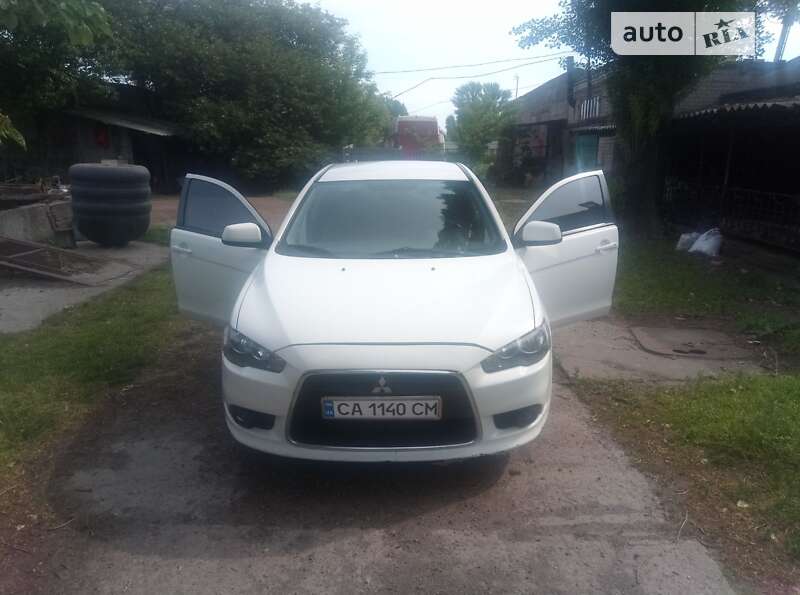 2013 mitsubishi lancer