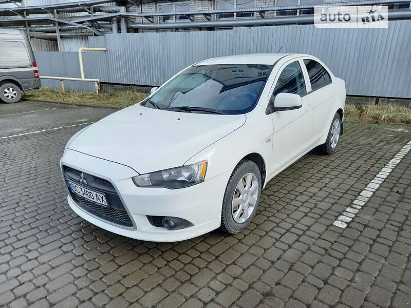 2013 mitsubishi lancer