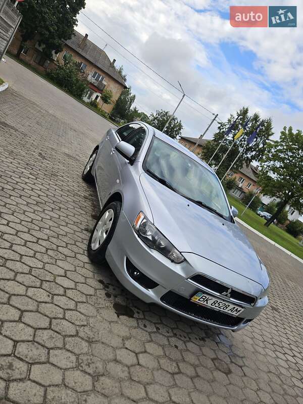 2008 mitsubishi lancer x