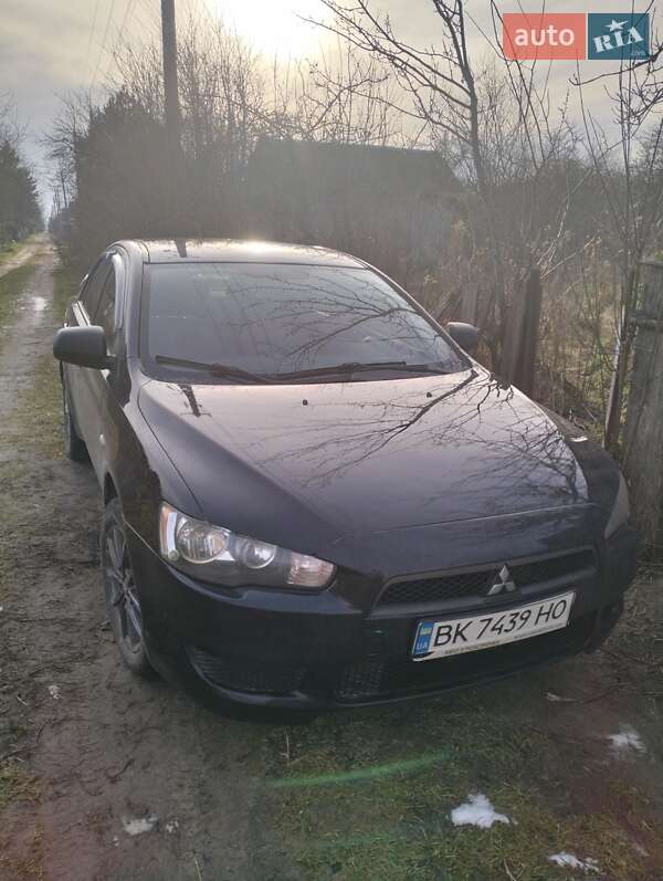 2009 mitsubishi lancer
