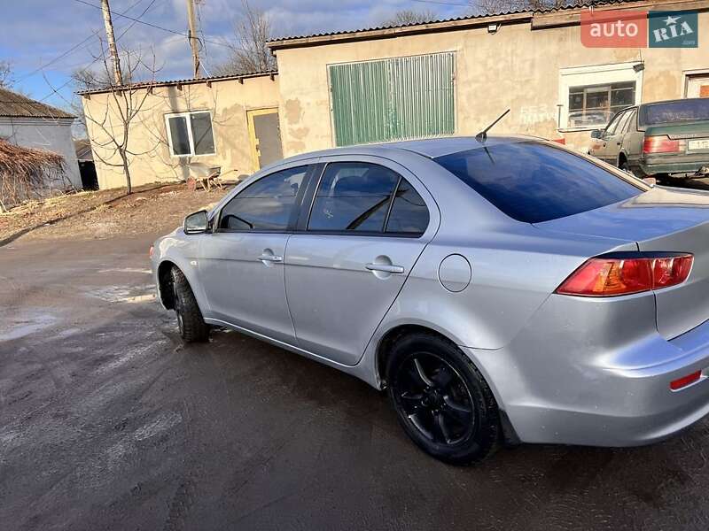 2009 mitsubishi lancer