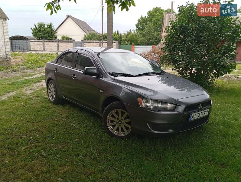 2009 mitsubishi lancer