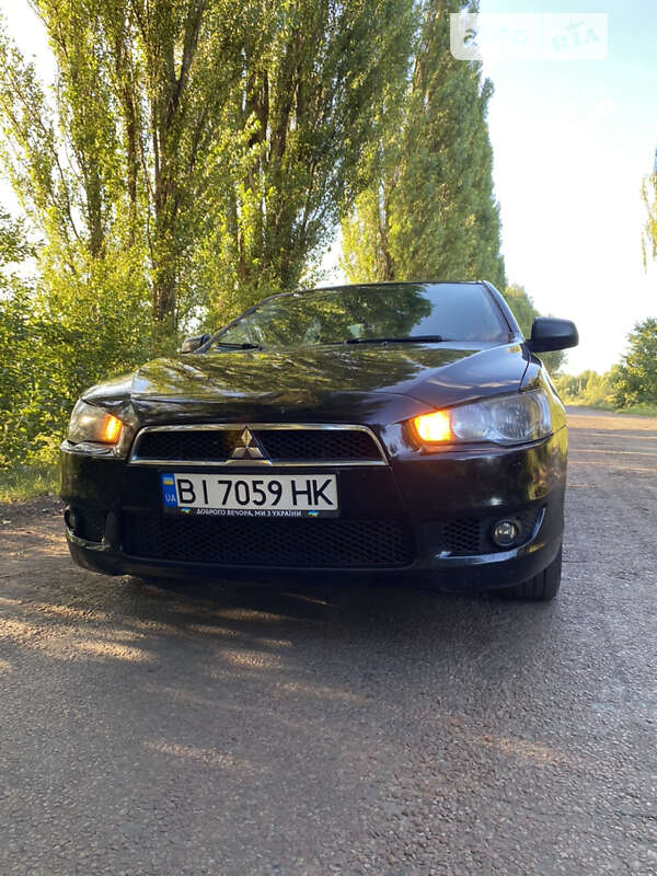 2010 mitsubishi lancer