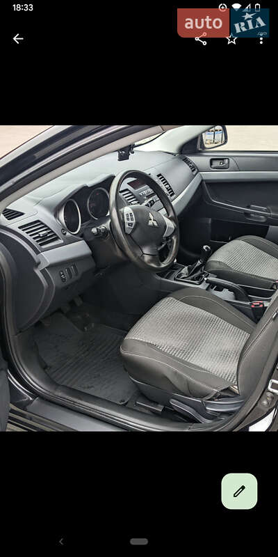 2010 mitsubishi lancer