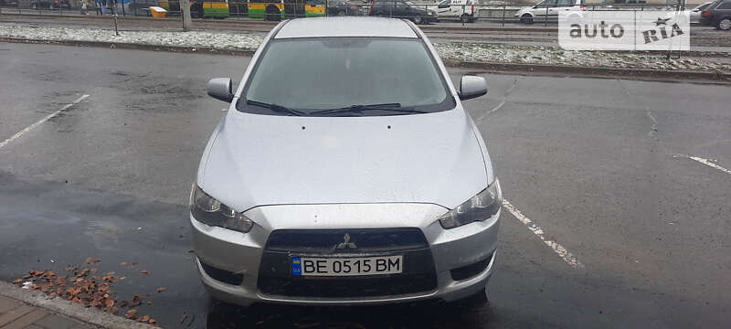 2010 mitsubishi lancer