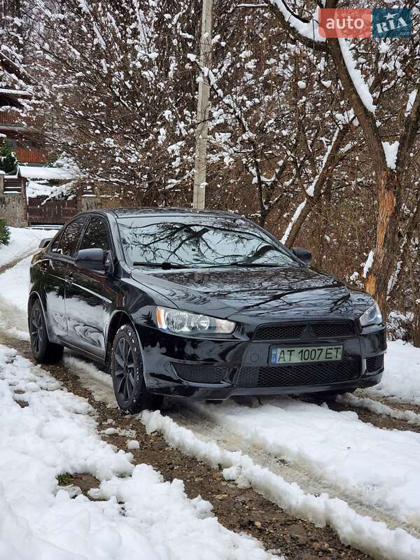 2010 mitsubishi lancer