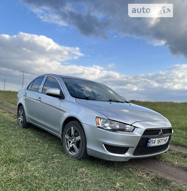 2010 mitsubishi lancer