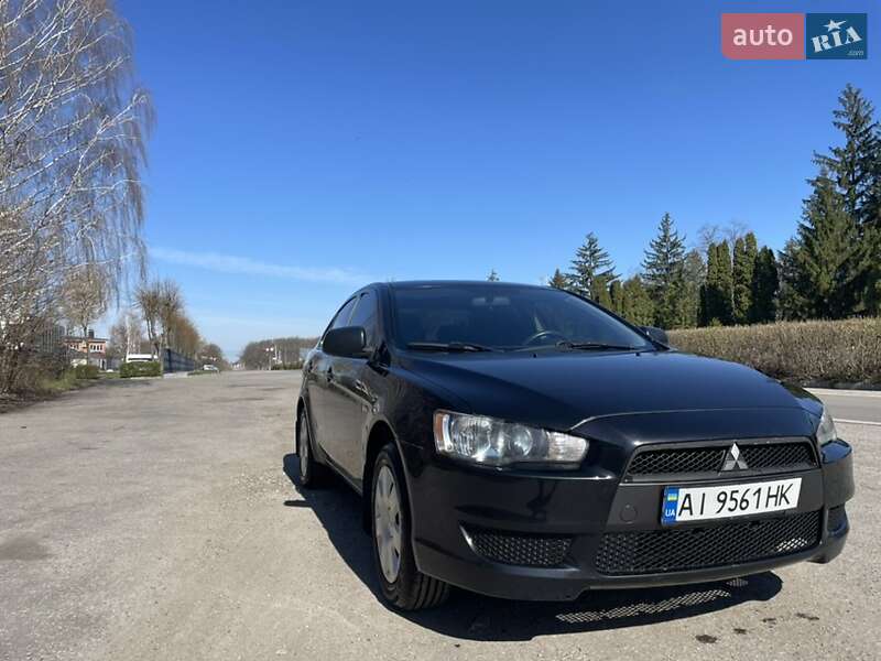 2010 mitsubishi lancer