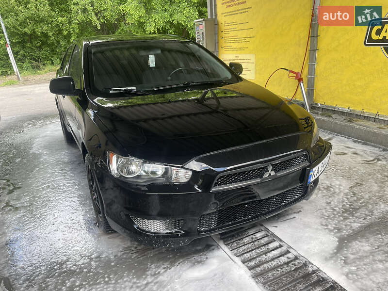 2011 mitsubishi lancer