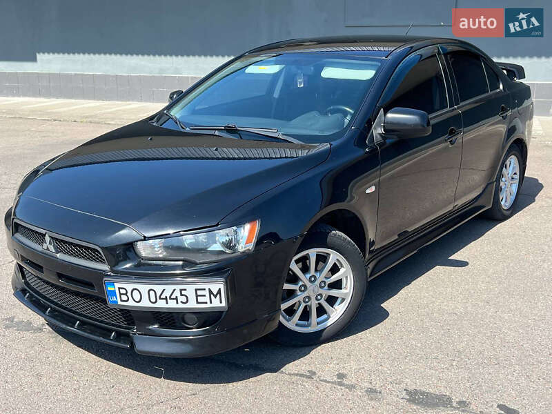 2010 mitsubishi lancer
